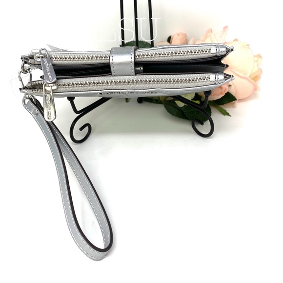 Michael Kors Peyton DoubleZip Wrestl Wallet Silver - Picture 2 of 7